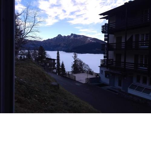 Charming and cosy apartment (sleeps 4-6 people) in a beautiful mountain village