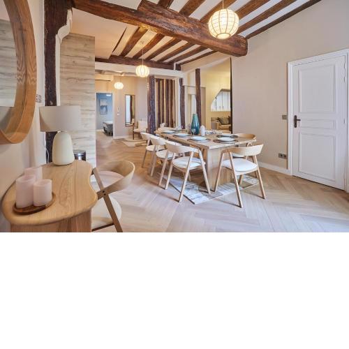 Charming and new apartment Center of Paris ( Saint Martin)