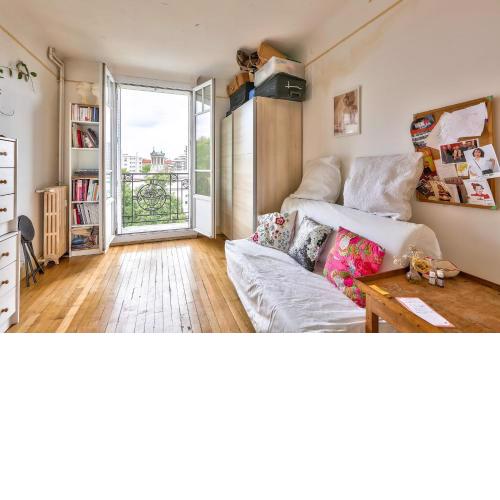 Charming apartment near the Place de la Nation