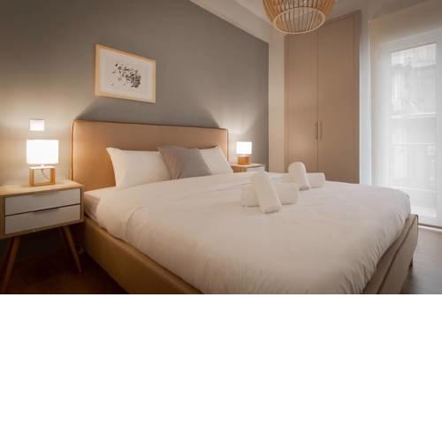 Charming Apt, 2 minutes from Metro & next to Acropolis