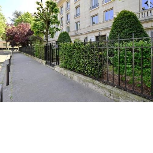 Charming Bright Studio in luxurious 16th