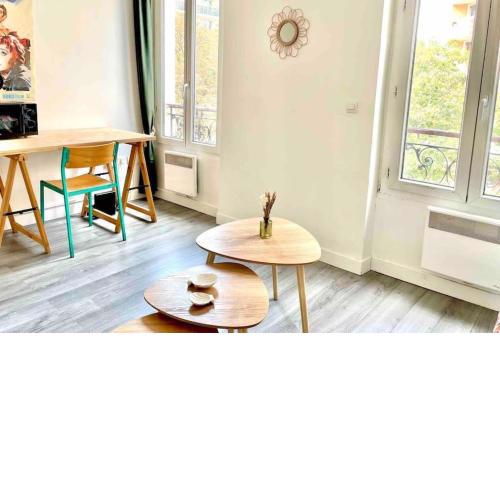 Charming Bright Sunny Studio near Canal St Martin (the apartment is being furnished)