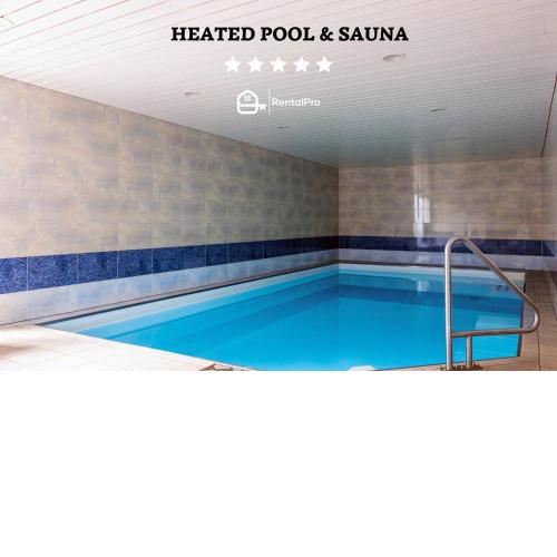 [charming chalet, pool & sauna] in Salouf