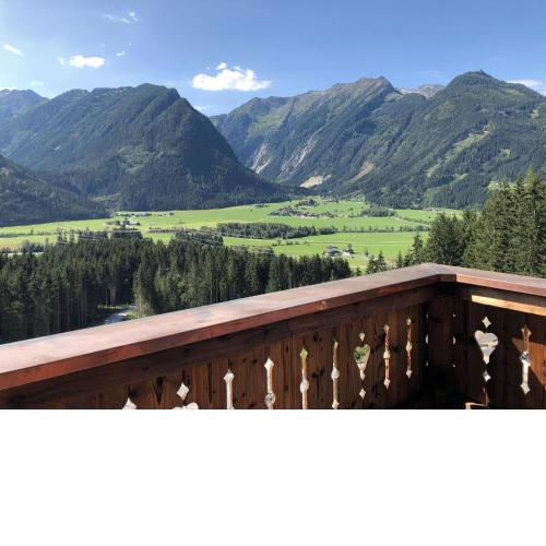Charming chalet with 3 bathrooms, near a baby lift