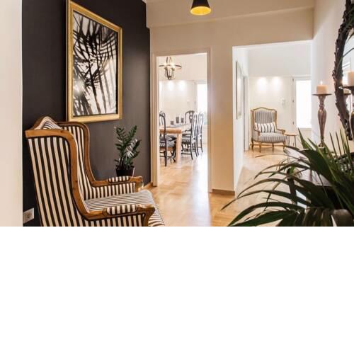 Charming city centre Apartment, conveniently located in the heart of Athens.