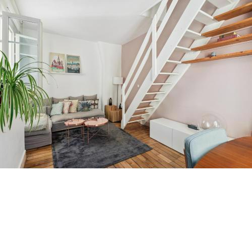 Charming Duplex in PrivateStreet, Citycenter Paris