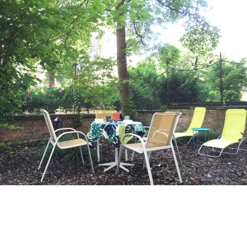 charming garden between main train station and city center