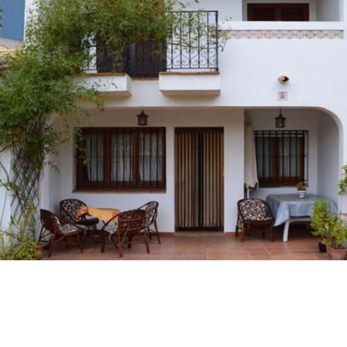 Charming Holiday Home in Denia near Seabeach