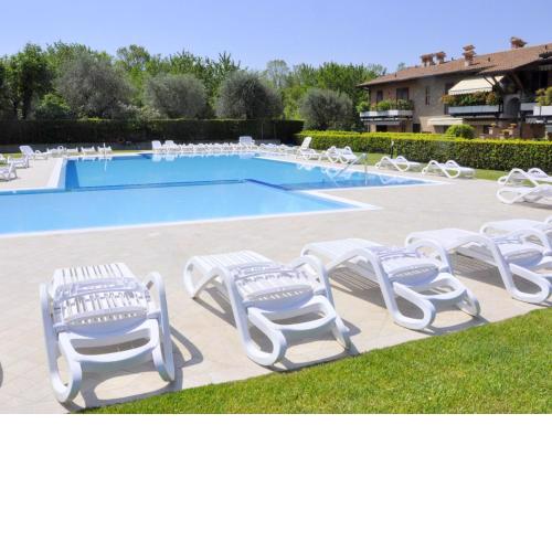 Charming Holiday home in Lazise with Swimming Pool
