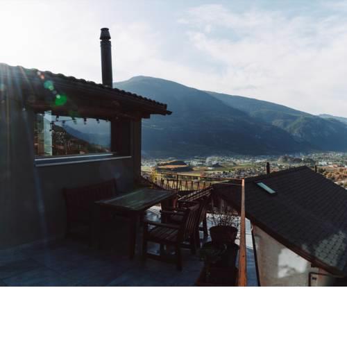 Charming house with view of the Rhône Valley