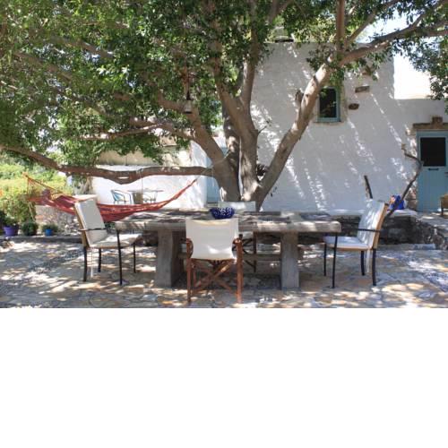 Charming Leros Hideaway | Serenity & Privacy