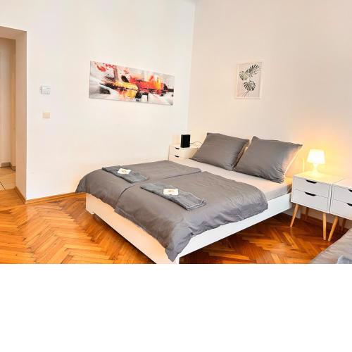 Charming Loft for 4 Guests in Vienna 20