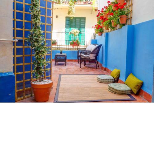 Charming Patio Amazing Location by Hello Homes Sitges