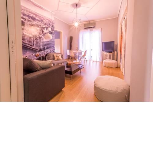 Charming spacious 4 bedroom flat in central Athens