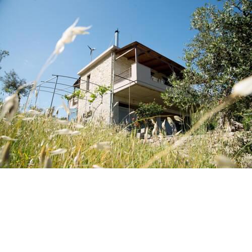 Charming Stone house with Big Yard