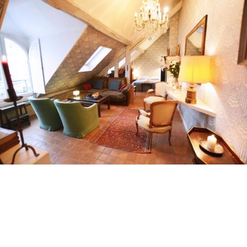 Charming Studio Near Louvre