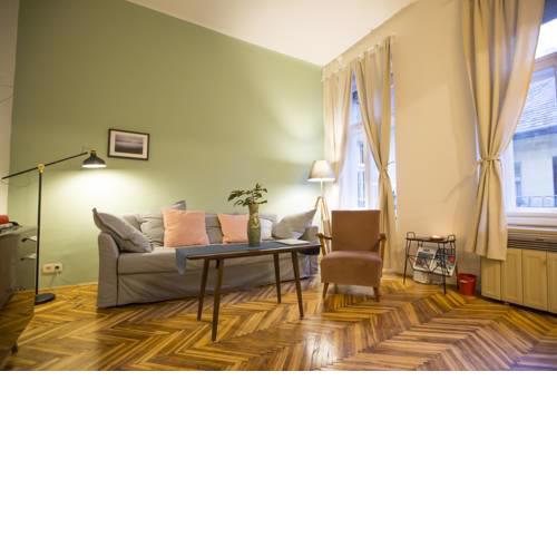 CHARMING, SUPER CENTRAL Apt