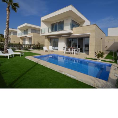 Charming Villa in Orihuela with Private Swimming Pool