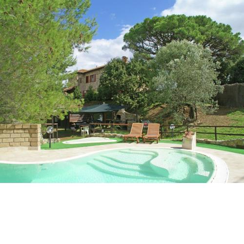 Charming Villa in Suvereto with Jacuzzi