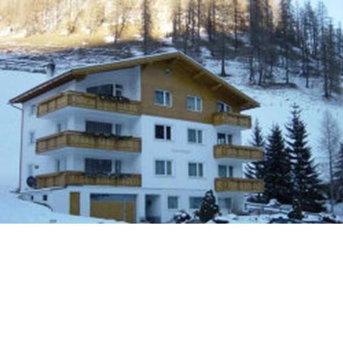 Chasa Mezpra/Pfister-Jenal Nr. 1 - Ferienwohnung für 2-4 Personen