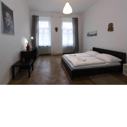CHEAP BIG 100M 3BEDROOM APARTMENT