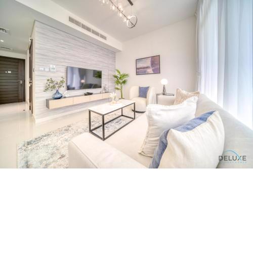 Cheerful 3BR Townhouse at DAMAC Hills 2, Dubailand by Deluxe Holiday Homes