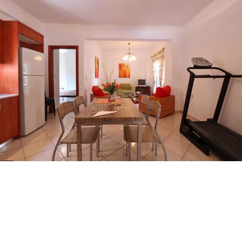 Cheerful Apartment