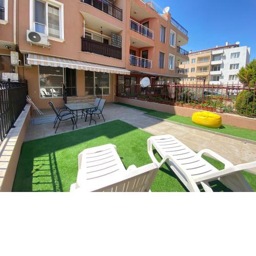 CHERNO MORE 2 Apartment Nessebar