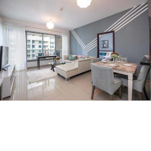Chic 1BR with Burj Khalifa View in Downtown