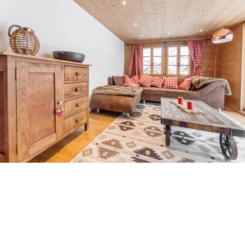 Chic Alpine Apartment for 5 - Perfect for skiers