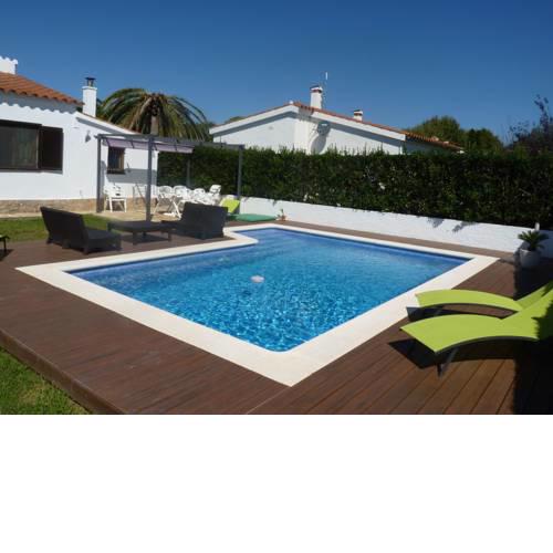 Chic Holiday House in Bon Relax With Private Swimming Pool