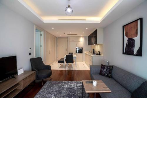 Chic One Bedroom Condo