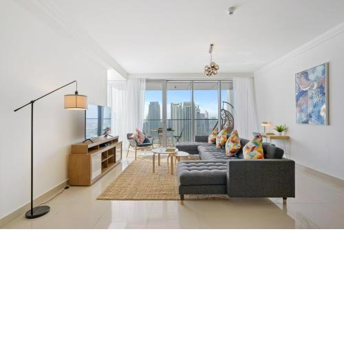 Chic & Trendy 3BR+kid's in Vibrant Downtown Dubai