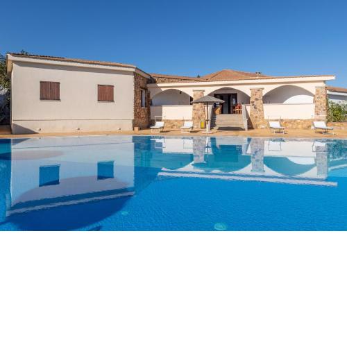 Chic Villa Antonina Studio sleeps 2