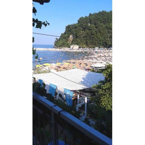 Chrisi Akti Hotel