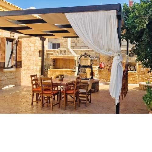 Christakos stone house Elafonisos