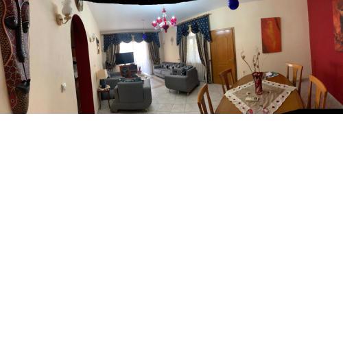 Christina's house with 2 bedrooms and free parking