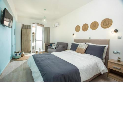 Christina's Studio Suite