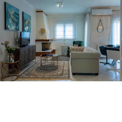 Christine's Golden Suite at Ioannina's Center