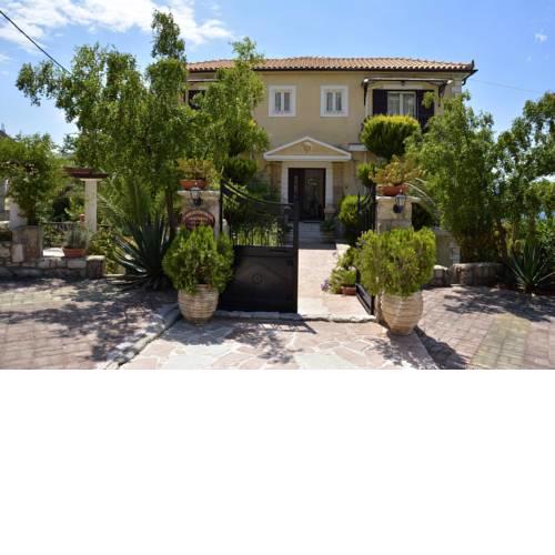 Christoforos Apartments
