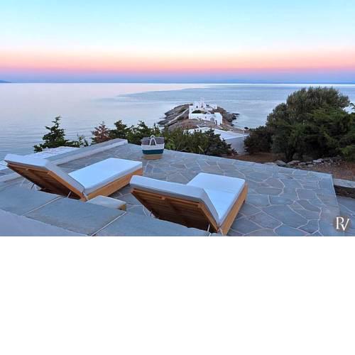 Chrysopigi Villa Sleeps 3 Air Con