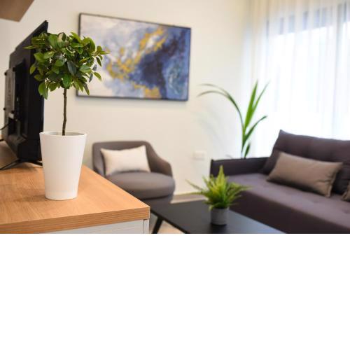 Chrystal Blue Suites 1 Bedroom Apartment ZEUS