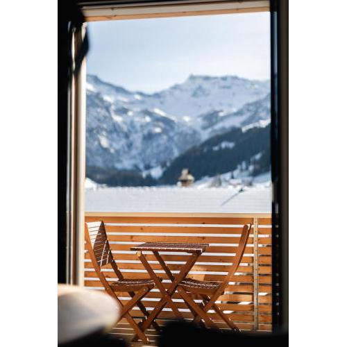 Chuenislodge3 neu&stilvoll, 2Balkone, echtes Bijou mit top-Aussicht