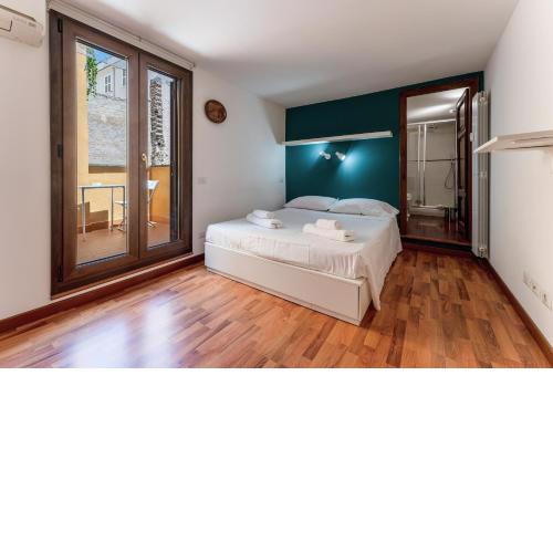 Ciambella Arch Apartment for 6 people @Largo Argentina
