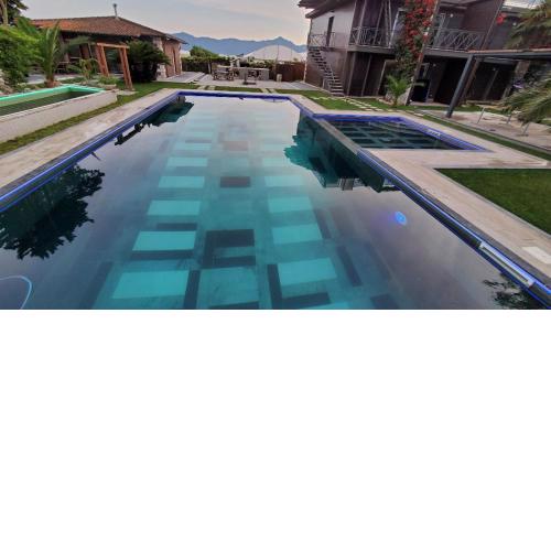 CIRCEO RESIDENCE PISCINA