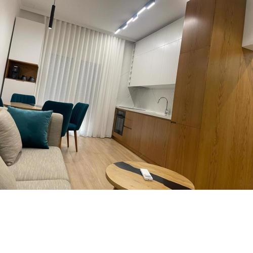 City Center Apartment Kafe Flora