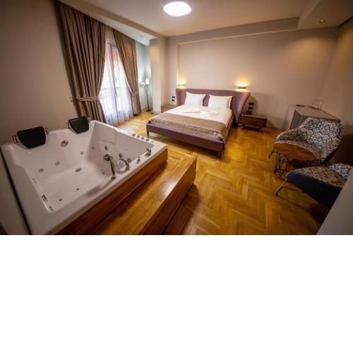City Center Hotel