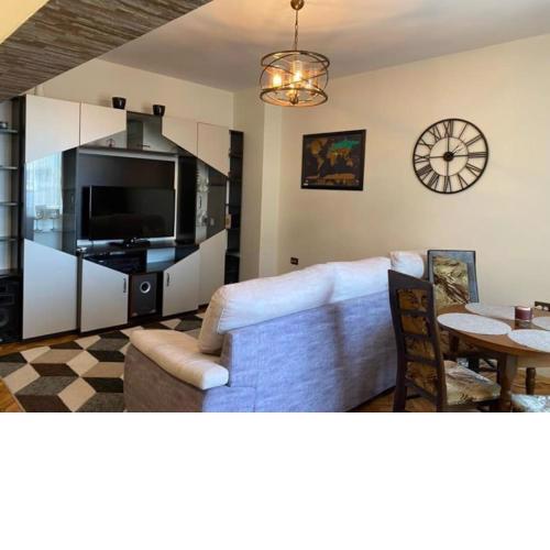 City Center: Luxe/Cozy Apartment