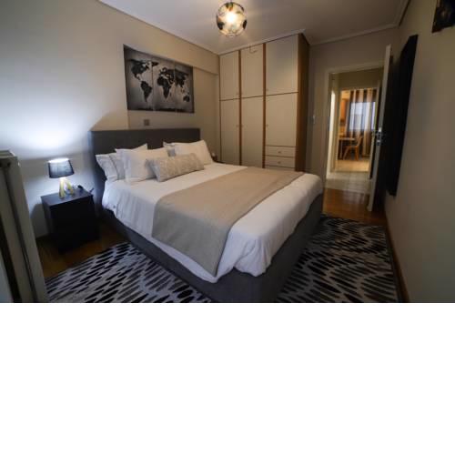 City center Luxury flat-4 people , 5 min from Akropolis!