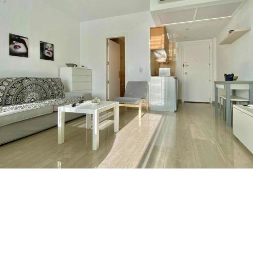 CITY CENTRAL APARTMENT
